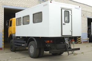 Вахтовый автобус АФВ-5434 «ЛЮБАВА» (вид сзади) 
