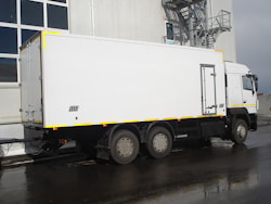 Фургон c кузовом мастерской АФМ 6312 для транспортировки эталонных гирь (вид сбоку)